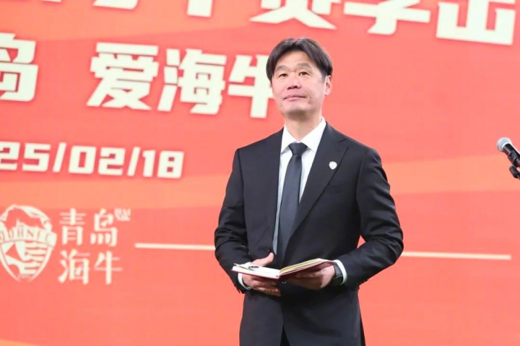 多名媒體人士點(diǎn)評(píng)海牛：引援老中青都有，就看李霄鵬的捏合能力了